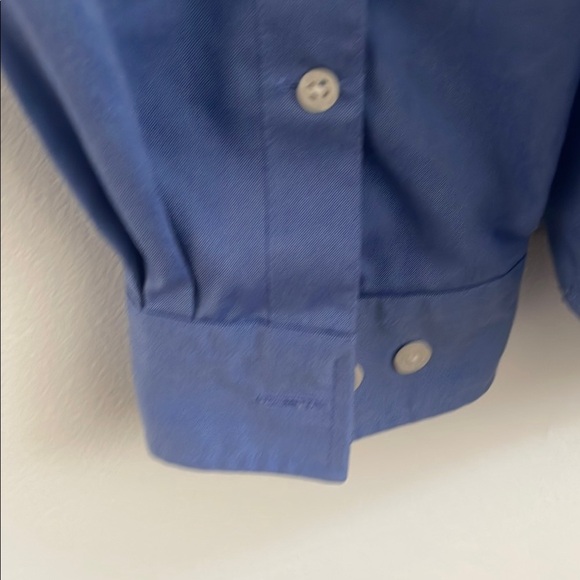 Eddie Bauer Blue Dress Shirt Classic Button-Down - Picture 8 of 9